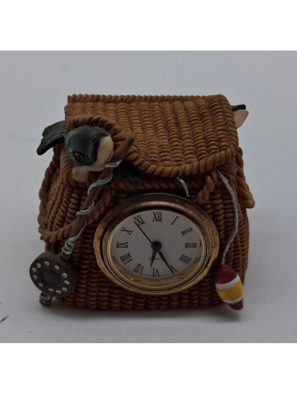 Mini Fishing Creel Basket Quartz Clock Fish Bobber Cabin Lodge Decor Figurine